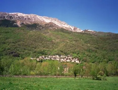 En Villanova, Valle De Benasque * Villanova