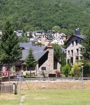 En Villanova, Valle De Benasque Apartmán *